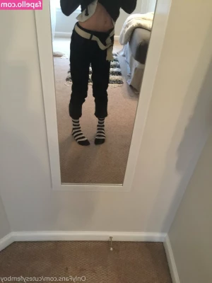 cutesyfemboy - Morning! Getting back on my bullshit today haha