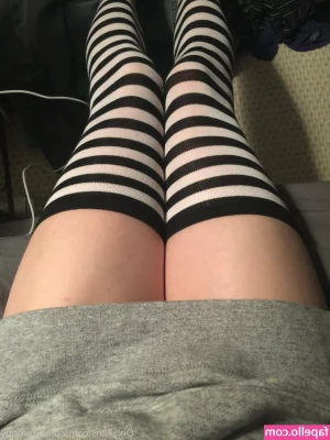 cutesyfemboy - Do I make you nervous