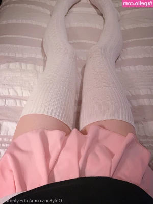 cutesyfemboy - Anyone want to come lift up my skirt