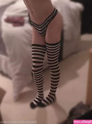 cutesyfemboy - Take me to a hotel