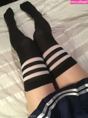 cutesyfemboy - I’ve had several request to bring the black nails back and a