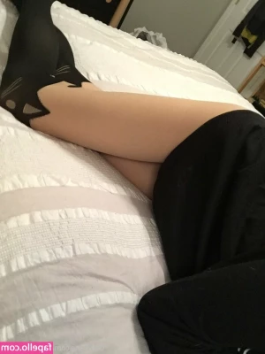 cutesyfemboy - In Coming - Income 💸💸💸  I was talking to a financial advisor
