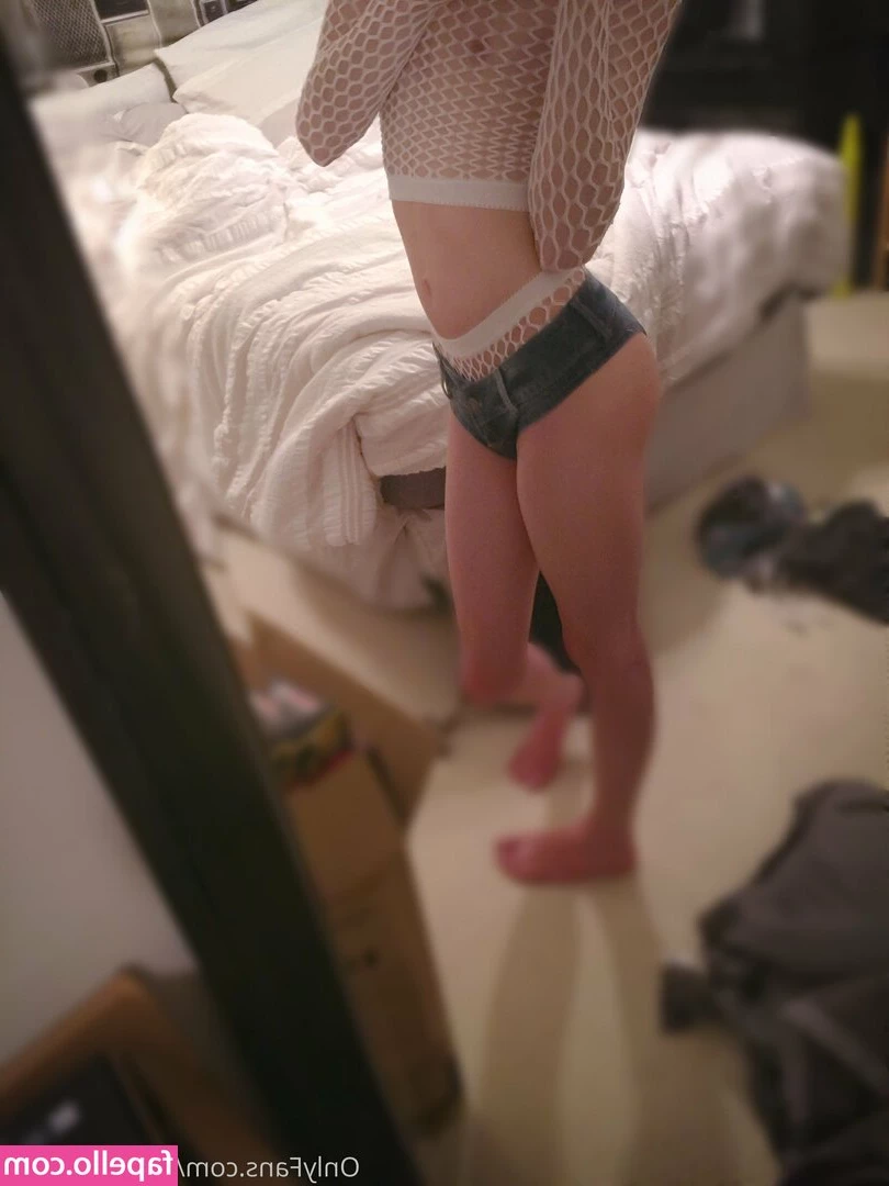 cutesyfemboy - 20  DISCOUNT ON OUR VIP PAGE  Don t miss out    700  pics full length part 1