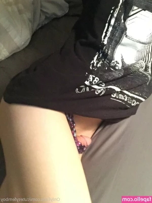 cutesyfemboy - Merry Christmas Eve  Thank you for the support  here s the other set