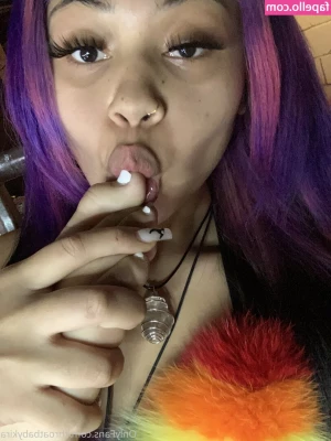throatbabykira - My dm's have taught me that y'all are really into eating ass and phat
