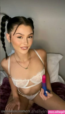lolareyxo - i really need to sit on your face!!!!💧💧💧🥵