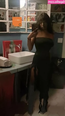 Majormommyissues - I can be playful too >.<