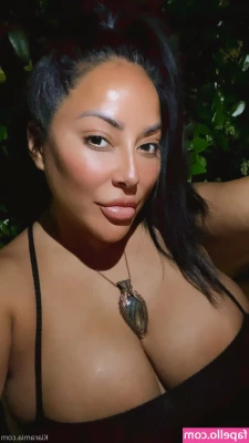 theonlykiaramia - time for nylons