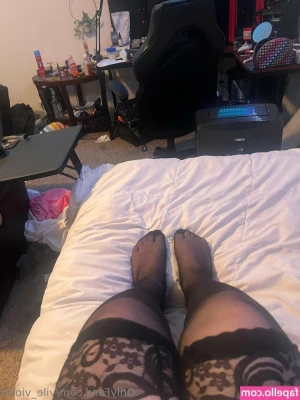 vile_violet [ vile-violet ] - Can we just reflect for a minute and appreciate life? 🥰