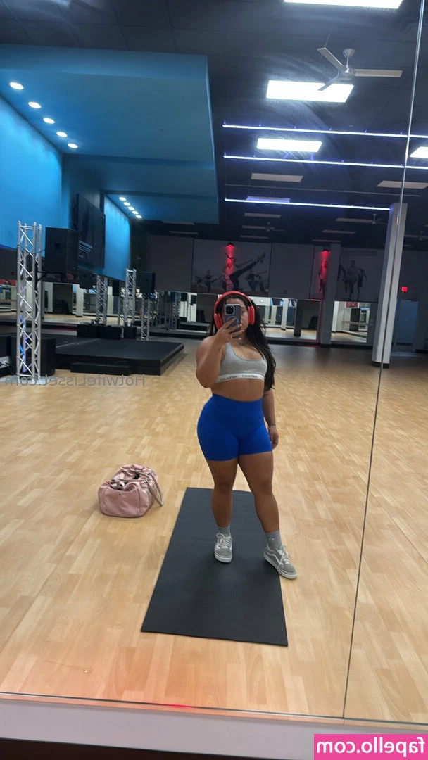 hotwifelisset [ hotwifelisset-2 ] - feelin rejuvenated from this week 💧