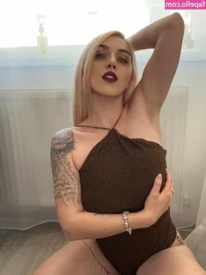 goddess-blaze - New picture from My latest fetish-shoot  Kneel for your Latex Goddess
