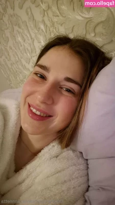 anna_annnetta [ anna-annnetta ] - I want you to want me so badly you literally can t stand it  You can