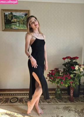 anna_annnetta [ anna-annnetta ] - Everyone needs a little red dress