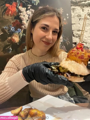 anna_annnetta [ anna-annnetta ] - Buon Sabato maialiniiiiiii   vi piace così