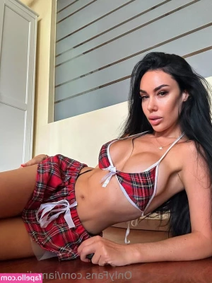 alinaboobs - See you guys   Cant wait for my show tonight