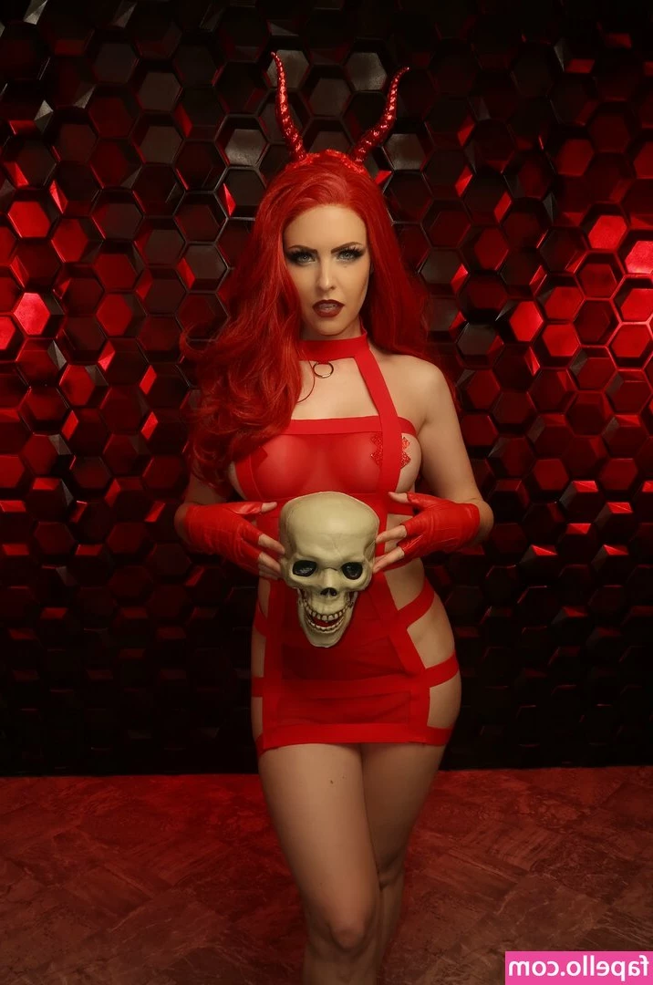 maidofmightcosplayer - Stop stroking it and cum get a taste! 😋