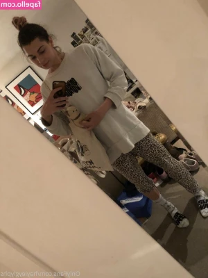 chippiechipsbimbo - I'm your obedient girl ☺
