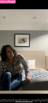 Houston Hotwife [ houston-hotwife ] - HOW AND WHEN I BECAME A CUCKOLD My first cuckold type of experience