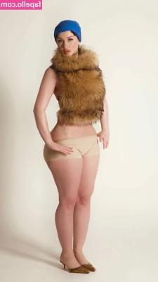 Mariana Marjana [ mariana-marjana ] - With some tights here