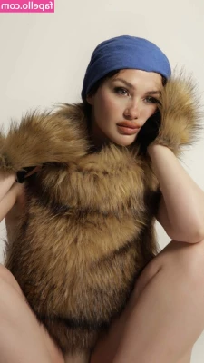 Mariana Marjana [ mariana-marjana ] - Come see my ex rated spreads   pics or vid s