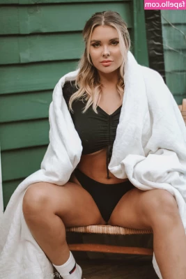 iamsarahharris - Chtěla bych se k někomu přitulit