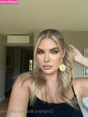 iamsarahharris - Stop staring  Go to my DMs