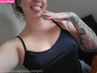PiperMaePeach - Happy Sunday ❤️❤️ Let’s play a game together 😈 message