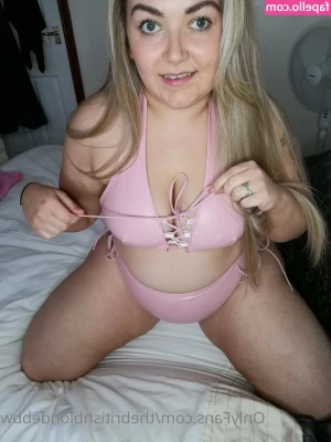 yourlucyloo - I don t really care for full body pics but I took one for you guys