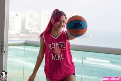 Cayra Suicide [ cayra-suicide-1 ] - Good morning snuggle butts, my booty needs some warming up, whos up?