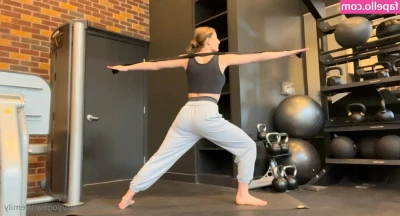 yogawithemily - Dear Fans - For custom videos I need 24 hours from the time of