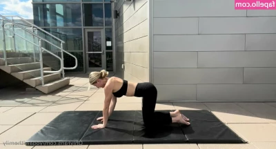 yogawithemily - Good afternoon