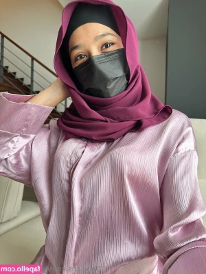 yourgfaliyah - Wet hair