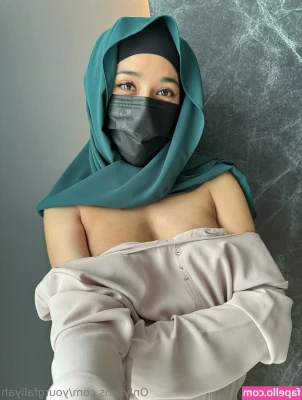 yourgfaliyah - the only other porn ur allowed to watch is the porn in my twitter