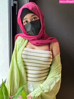 yourgfaliyah - Any anime lovers in the chat?