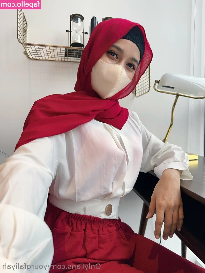 yourgfaliyah - i need vacation with you