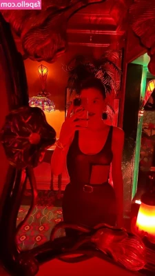 Bruna Marquezine [ bruna-marquezine ] - Summer Hot