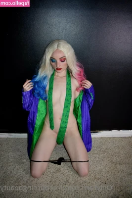 freeburningbeauty - Hey guys...going to be a delay in the video due to unforseen