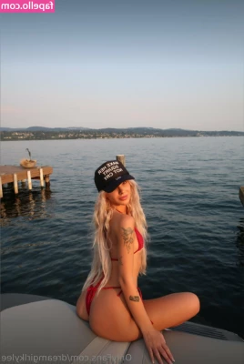 dreamgirlkylee [ dreamgirlkylee-2 ] - Web site member hotel fuck - I love fucking my web site members  This