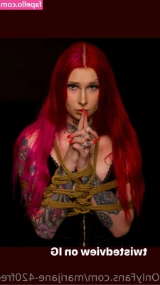marijane-420free - 😎 Sometimes I need to use my two hands🤚, but it would be better