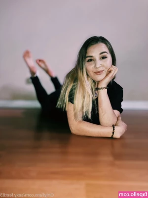 rhiannon.goddess [ rhiannon-goddess ] - Hola mi amor   quieres jugarme un rato