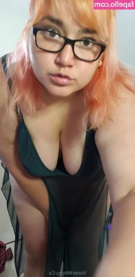 violetwitchy - My bed has a free spec for you