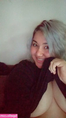 violetwitchy - Whoah! I got verified finally yay 😁