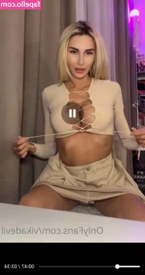 Vika Devil [ vika-devil-1 ] - Willkommen bei meine Show Nurse for you  ich zieh mich für Dich aus