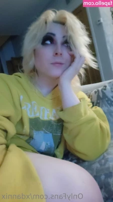 xdannix - I am very loving  would you like to give me some pampering