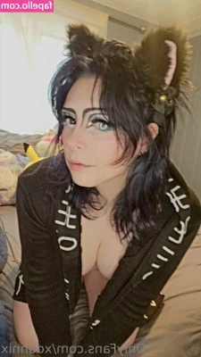 xdannix - It's really hard to run with these big breasts. 😄