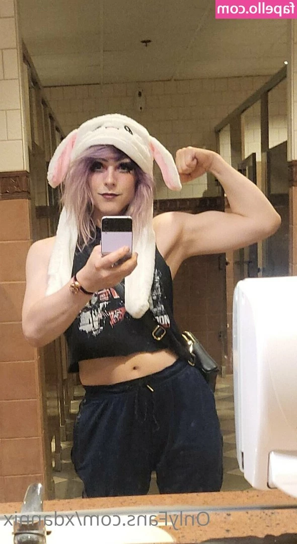 xdannix - My phone was stolen so I’m sorry I haven’t been so active! But