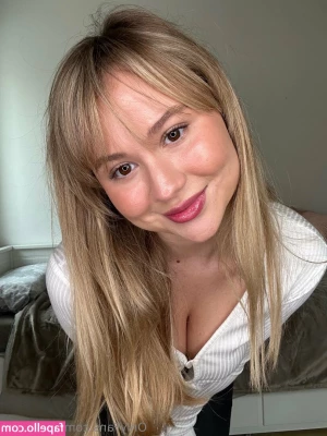 emmimilli [ emmimilli-1 ] - Have a good day Angel
