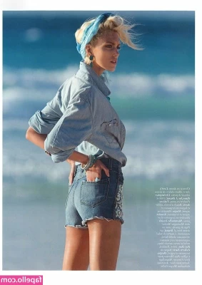 Anja Rubik [ anja-rubik ] - My attorney getting fucked by our friend  One of the loads that he