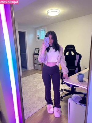 ThatGirlGatto - For all those wondering  my toes are white     What s your favorite