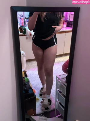 ThatGirlGatto - Esperando al doctor   Ahhhhh somos más de 400 subs  Querés una